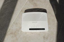 Technicolor TG582n DSL Modem