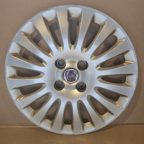 Fiat punto wheel trim - fiat,