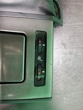 LEXUS IS 220D CENTRE CONSOLE