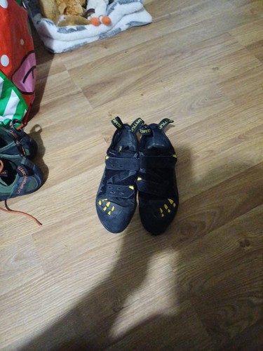 Sportiva tarantula climbing - sportiva,