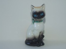 A Vintage Goebel Siamese Cat (Original Sticker)