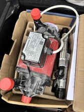 Grundfos - Twin 2.0Bar Shower