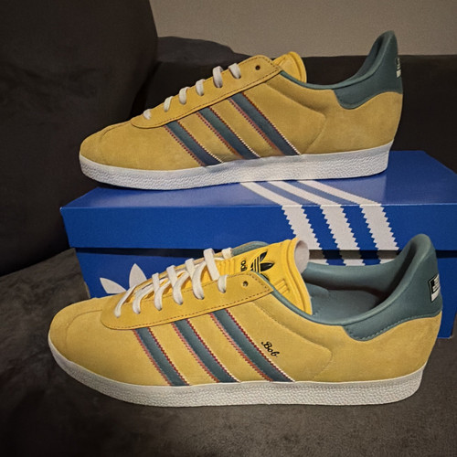 Bob marley adidas - x,