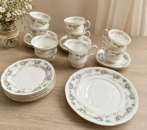 Elizabethan chantilly fine - elizabethan,
