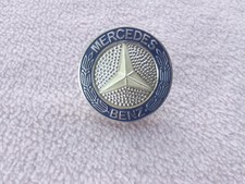 Emblem radiator grille star