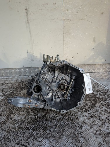 Suzuki swift mk5 l - swift,