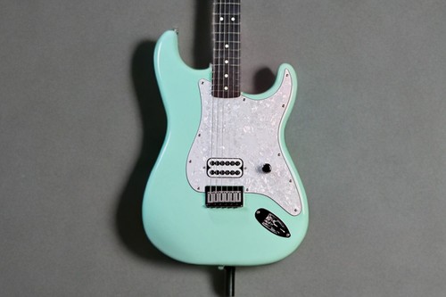 Fender tom delonge - fender,