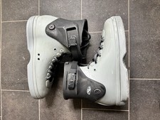 Razor Shifts Shells Aggressive