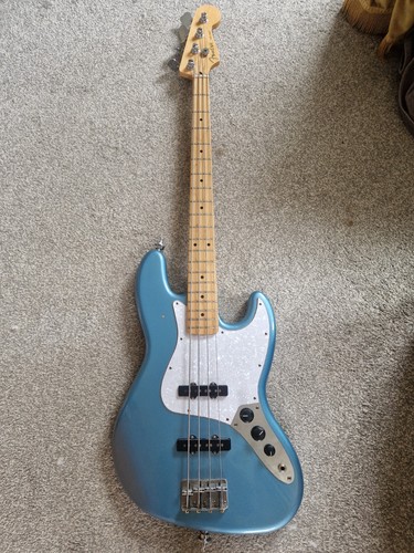 Fender mim player jazz bass - player,