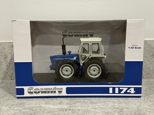 Universal Hobbies - Ford