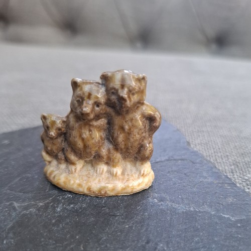 Vintage wade whimsies bears - vintage,