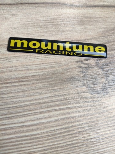 Gel decorative interior badge