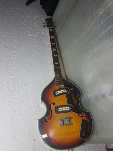 Royal artist violin - artist, bass