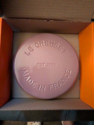 Creuset mauve pink cast - le,