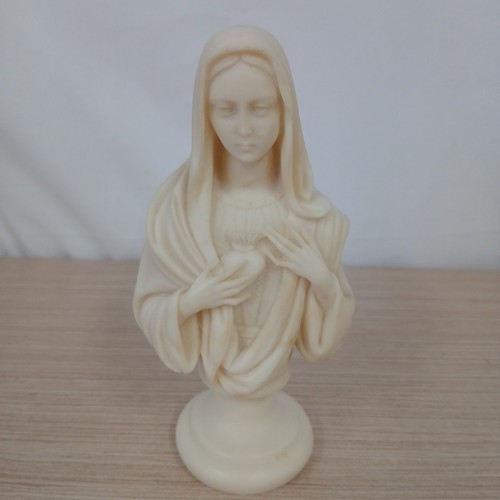 Vintage alabaster sacred heart - alabaster,