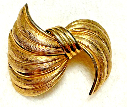 Vintage estate gold - gold, tone