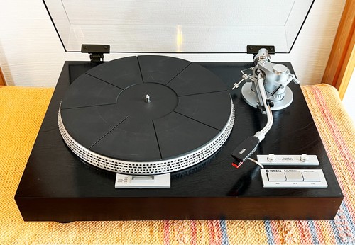 Yamaha direct drive - yp-d7,