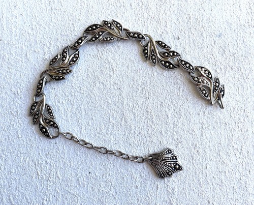 Vintage leaf design faux - leaf-design,