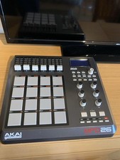 Akai Mpd 25 MIDI Controller