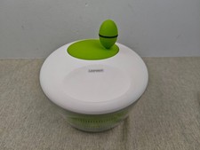 Leifheit Salad Spinner Large, Healthy Eating Lettuce Spinner, Clear Serving Bowl