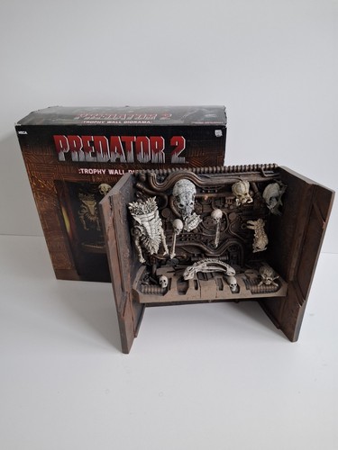 Exclusive neca predator - predator, trophy