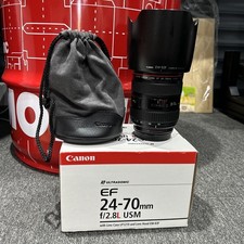 Canon EF 24-70mm f/2.8 L USM