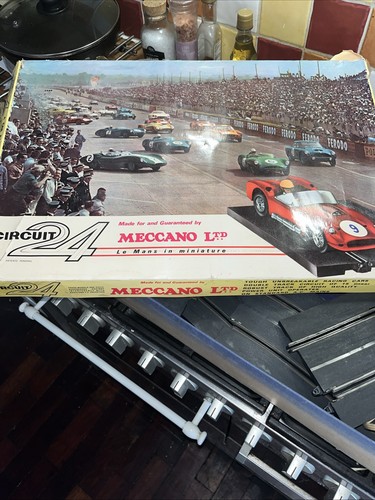 Meccano mans in - le,
