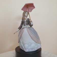 LLADRO 5211 Angela Figurine