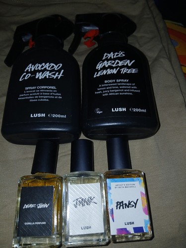 Lush bundle perfumes - lush,