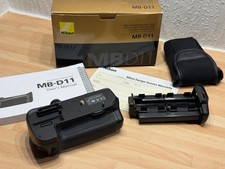 Nikon MB-D11 Vertical Battery