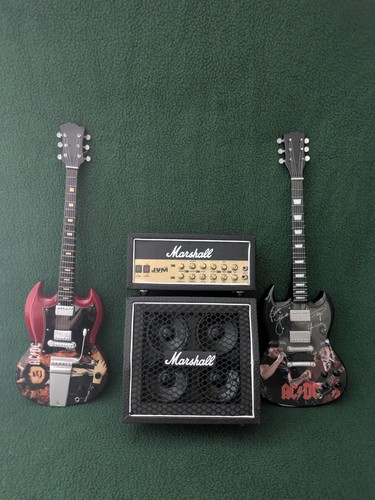 Mini guitars with - dc,