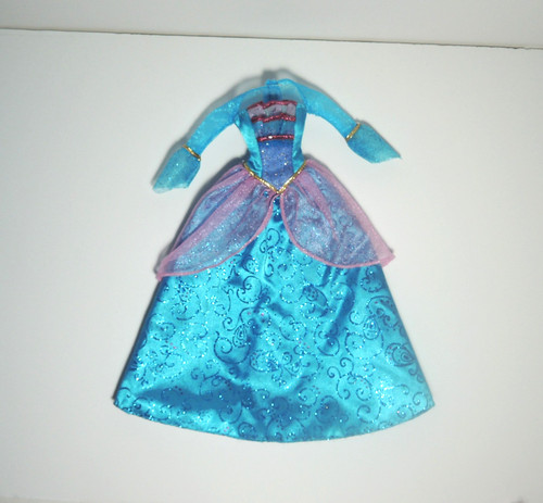 Barbie doll dress the - doll, island