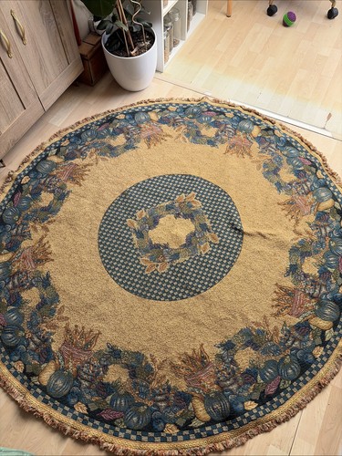 Vintage round cottage floral - cottage,