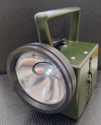 Bardic lamp military green