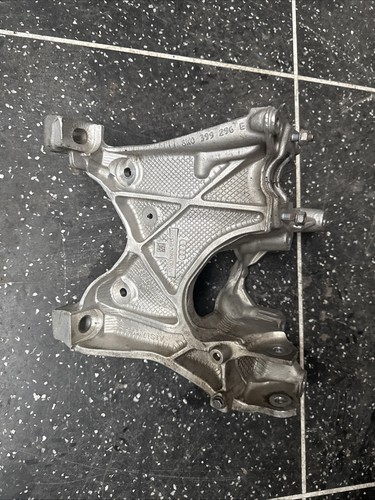 Audi subframe mount - a4, mk5