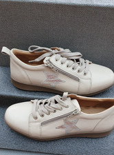 Adesso  Honor Leather Star