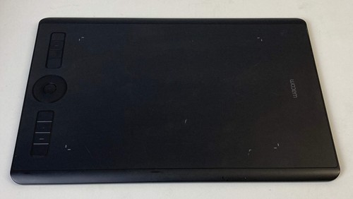 Black wacom intuos pro - black, medium