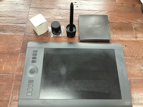 Wacom intuos pro medium - intuos,