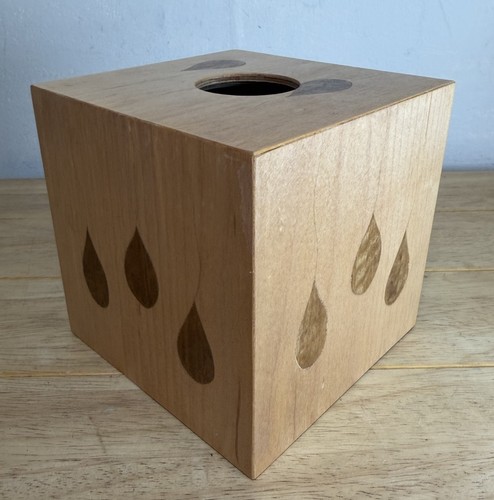 Wooden square tissue box - square,