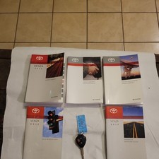 2013 TOYOTA VENZA OWNERS