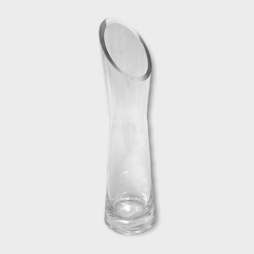 Clear glass slant - x, topped