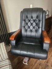 Cows Leather Manager Chair In