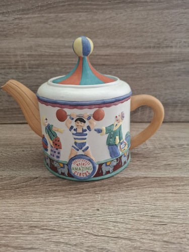 Teapot circus christopher wren - teapot,