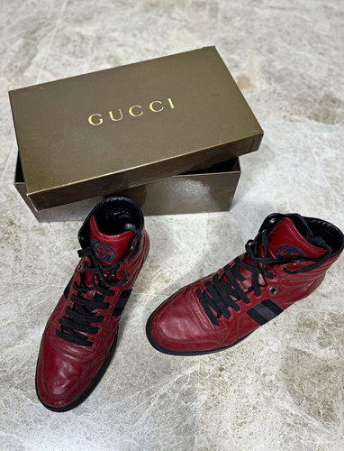 Gucci red leather sneakers - red,