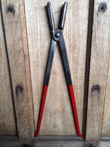 Blacksmiths tongs hollow - tongs,