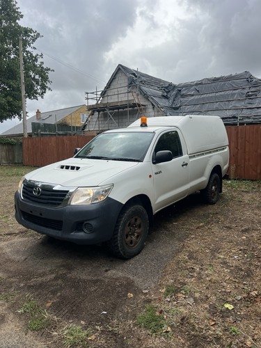 Toyota hilux d4d single - 2.5,
