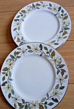 2 x Wedgwood Beaconsfield 11 inch Dinner Plates