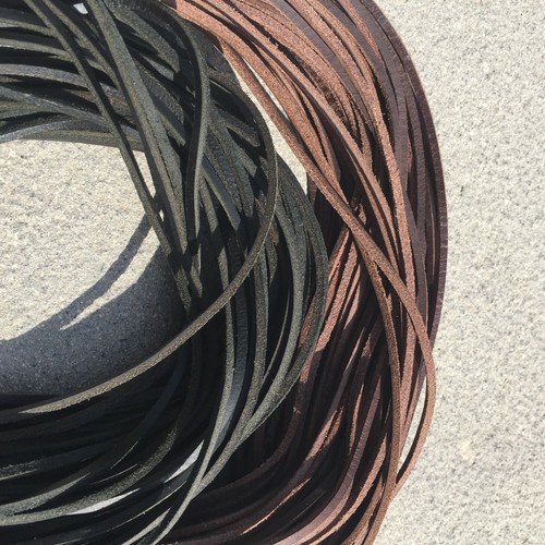 Flat 3mm square leather - flat,