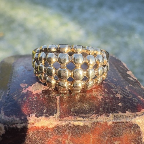 9ct gold keeper some design - 9ct,