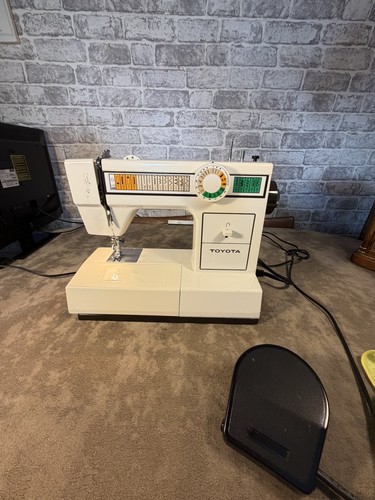 Toyota 2260 sewing machine ec1 - 2260,